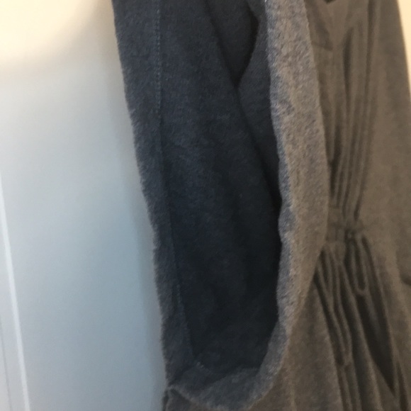 Ladies Fluent Life poncho - Picture 7 of 16